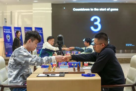亚洲欧美天堂