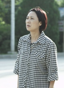 冷艳女警官玉臀迎合