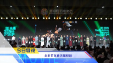 免费午夜扒丝袜www在线看